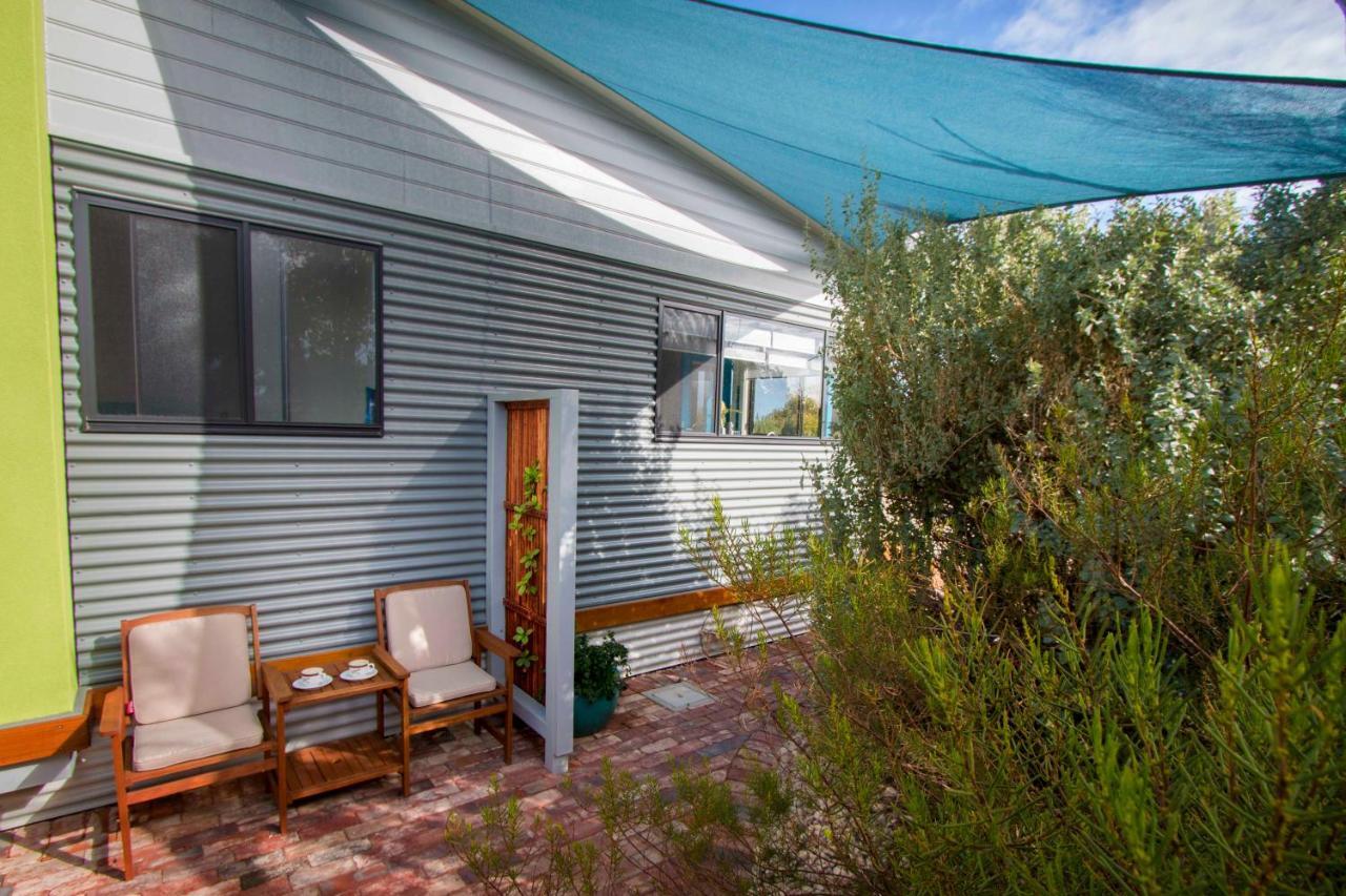 Coorong Cabins Meningie Екстер'єр фото