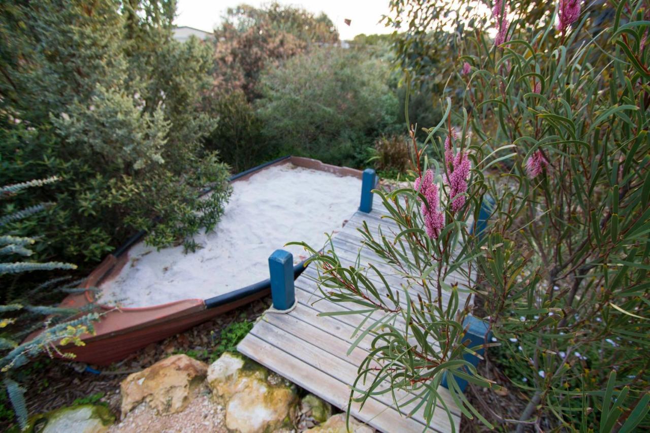 Coorong Cabins Meningie Екстер'єр фото